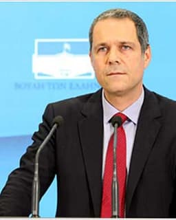 Θάνος Τζήμερος